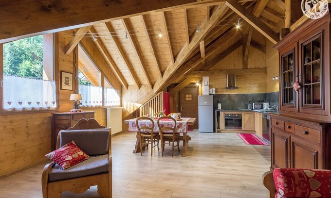 Jarsy House | LE PECLOZ - JARSY - Gîte