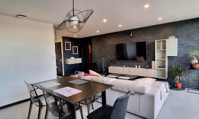 Troyes Apartment | Le Perchoir, High-end & Panoramic View