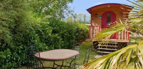 Roscanvel House | LE PETIT NID DANS LA ROULOTTE