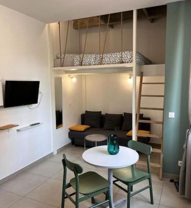 Viviani - Bonnevay Apartment | Le Pressensé