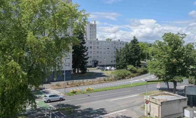 Vichy Apartment | Le Raymond - 48 allée des ailes - Vichy