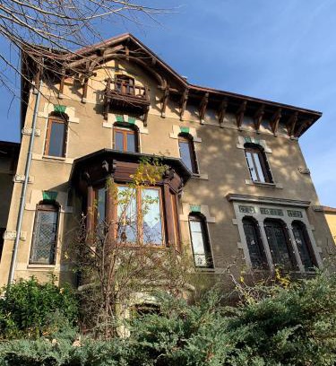 Thizy-les-Bourgs House | le relai des favorites