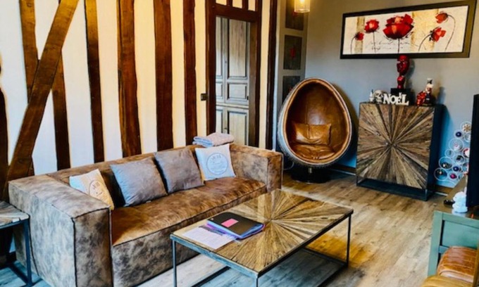 Les Veneurs Apartment | Le relais d'Eugènie en hyper centre-ville