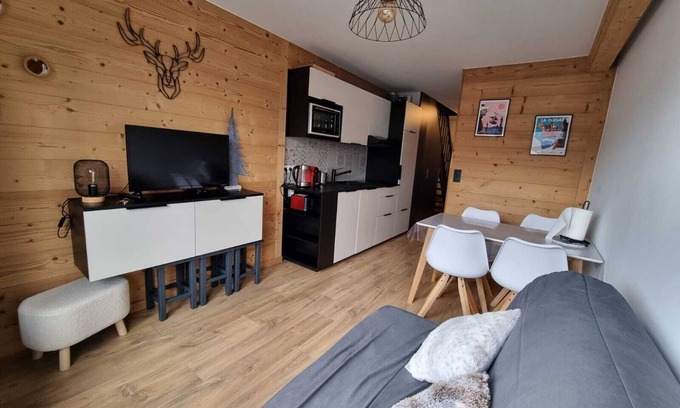 La Clusaz Apartment | Le Richemont 11 - Cosy 4-person duplex apartment at the foot of the slopes.