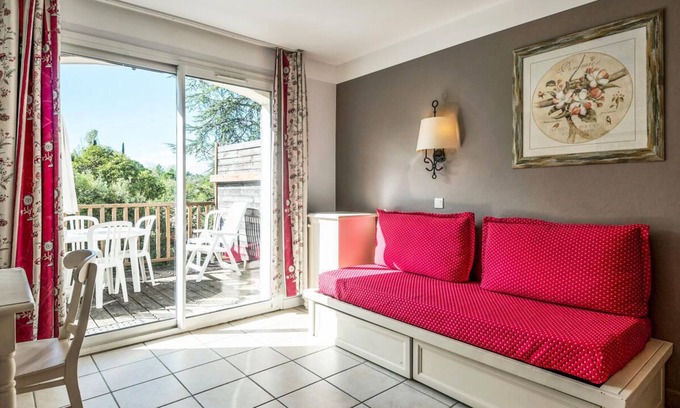 Rouret House | Le Rouret houses - maeva Home - 4 room house for 8 people Selection