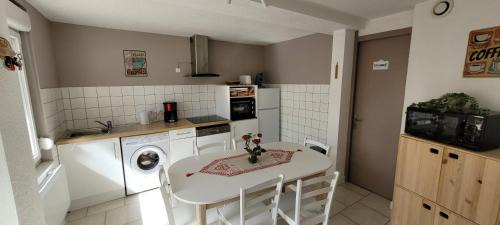 Saulxures-sur-Moselotte Apartment | Le ruisseau du Bâmont