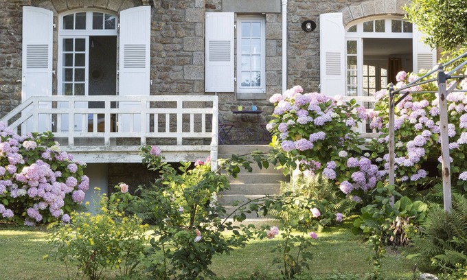 Dinard Apartment | Le Safran - Jardin clos et Garage privé