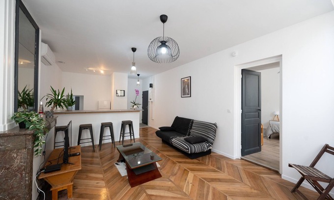 Tournon-sur-Rhone Apartment | Le Sauzet - Appt climatisé à Tournon-sur-Rhône