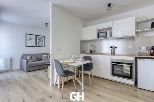 Les Ponceaux Apartment | Le Season - Bel appartement - Proche Disney & Paris RER E