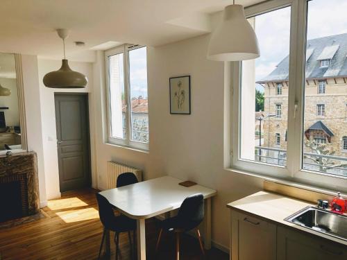 Chalons-en-Champagne Apartment | Le seize - parking privé