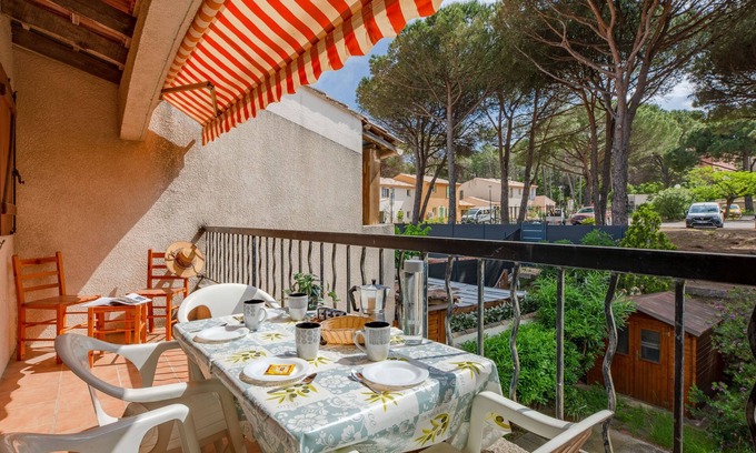 La Nartelle Apartment | Le Soleil d'or 2 by Interhome