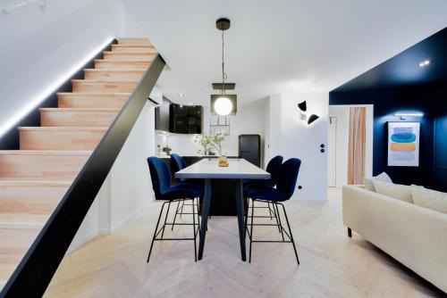 Poincare - Foch - Anatole France - Croix de Bourgogne Apartment | Le Splendide de Poincaré