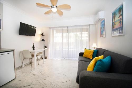 Cannes Apartment | Le Studio Cannois Standing Presta