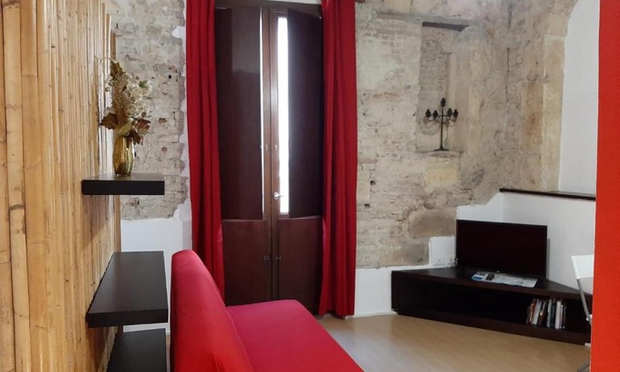 Historic Castle District Apartment | Le Torri