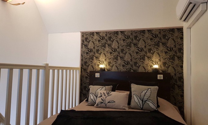 La Saline Les Bains Apartment | LE VACOA - CHAMBRE 12 ETG G