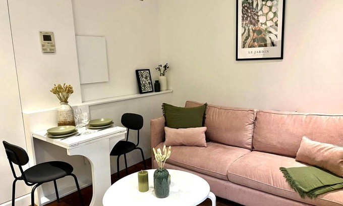 14th Arrondissement Apartment | Le Verrière Suite - Cosy 2 rooms in the heart of Paris