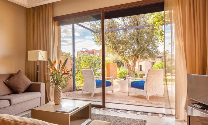 Ouahat Sidi Brahim Hotel | Le Vizir Center Parc & Resort