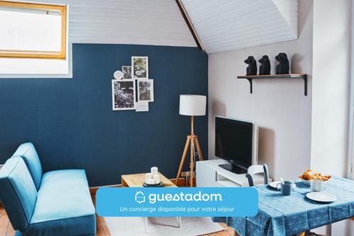 Laval Apartment | LE WOODY - 700m Gare - Wifi