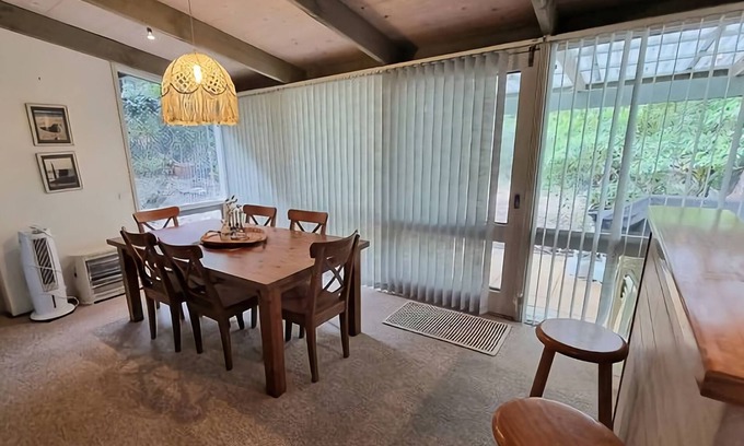 South Durras House | Leafy Escape - South Durras cottage
