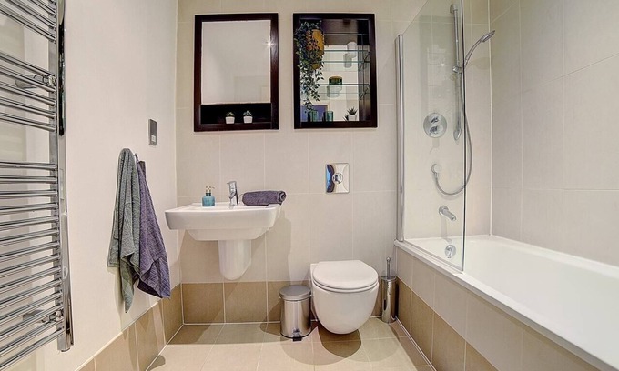 Leeds Apartment | Leeds Docks High-end 2Bed