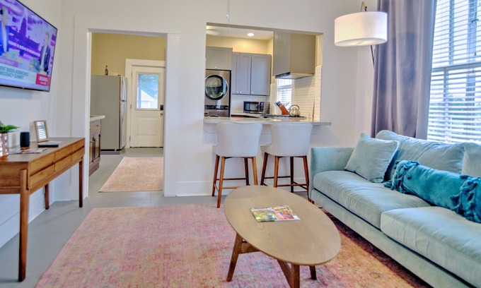 Central Business District Apartment | Leeland Sunrise Loft - Walk to GRB and Toyota Ctr