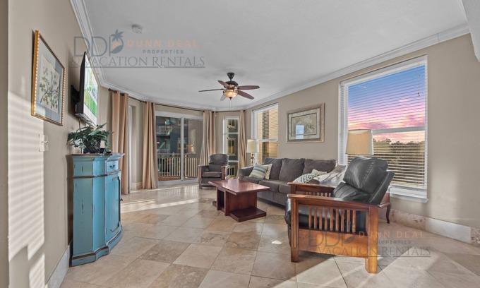Gulfport Condo | Legacy Tower One 1005 Overlooks the beautiful Gulf from the 4th floor!