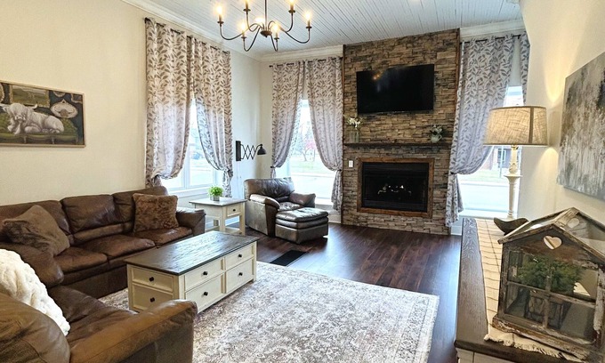 Park Falls Condo | Legen-dairy Hideaway, in the heart of Park Falls!