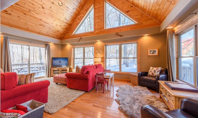 Charter Hills House | Lei Lei Mountainstay
