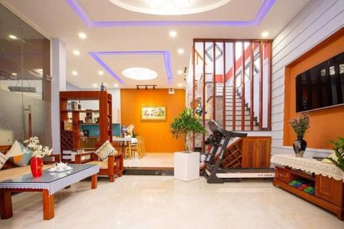 Phuong 15 House | Leila House - DaNang Central - 3BRs - Free Airport Shuttle