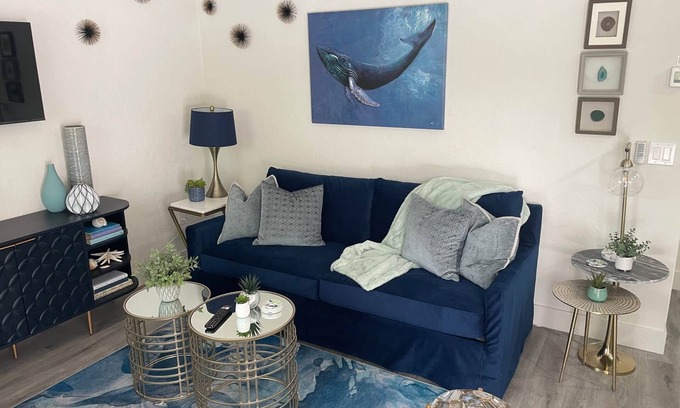 Downtown House | Lemon @ El Tropicale Vacation Rentals Downtown Sarasota
