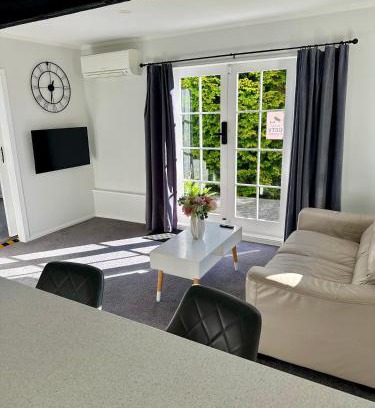 Tawa Apartment | Lemon Tree Apartment Tawa