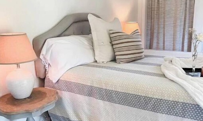 Auburn Cottage | Lemon Tree Cottage on the Placer Wine trail