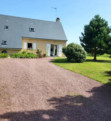 Saint-Germain-sur-Ay House | Les 3 mésanges