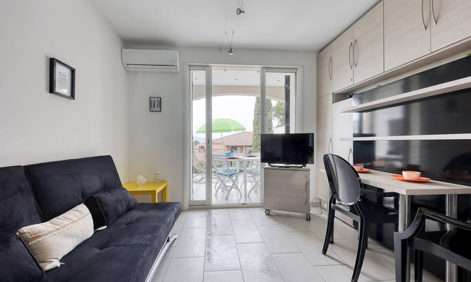 La Madrague Apartment | Les Aigues Marines- Face au Port, Climatisé