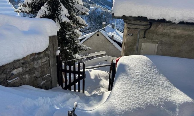 Huez-en-Oisans House | Les Astrances, logement dans une maison de village