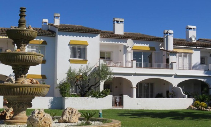 Torroella de Montgri Apartment | Les Fonts Santa Catalina