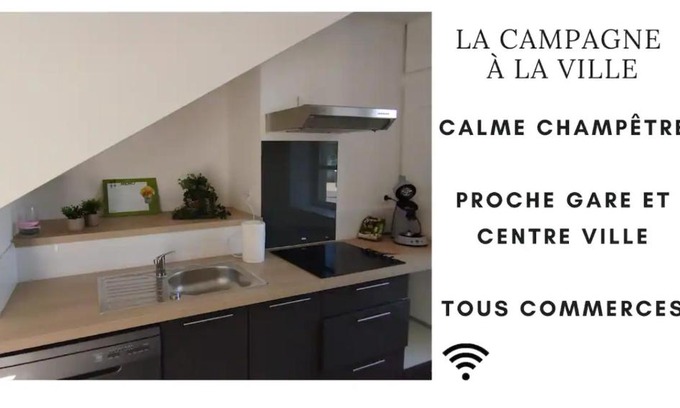 Besancon Apartment | Les Glycines, un air de campagne à la ville