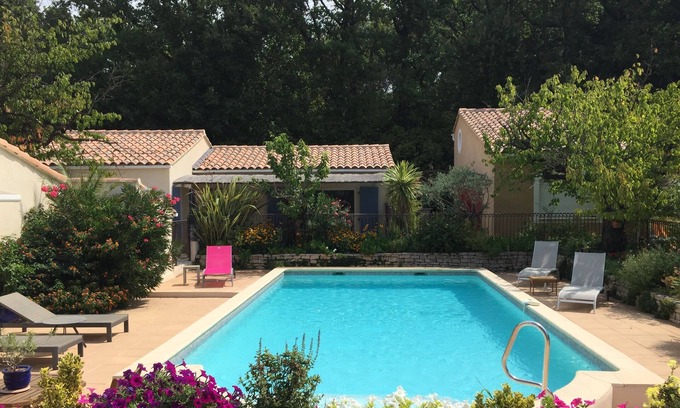 Eyragues House | Les Hauts D'eyragues : Gîte Rêverie