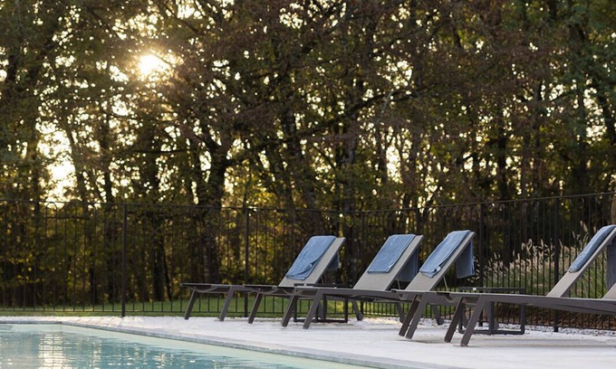 Vitrac Villa | Les Hauts de Chaunac (5 stars) : view 180°, swimming pool 28°, air conditioning