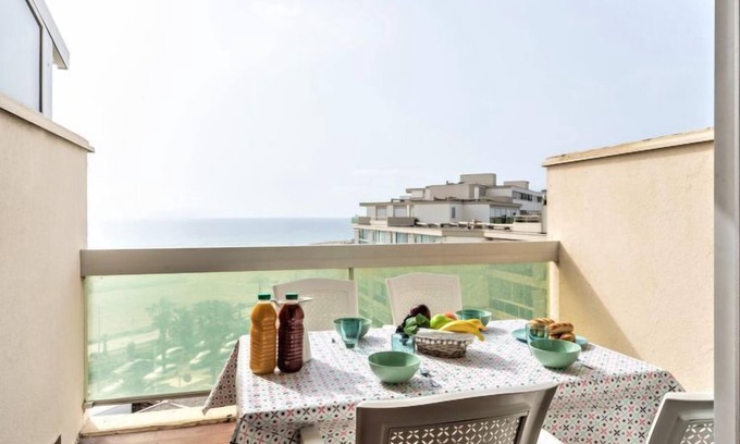 La Cote Radieuse Apartment | Les Jardins de la Plage by Interhome