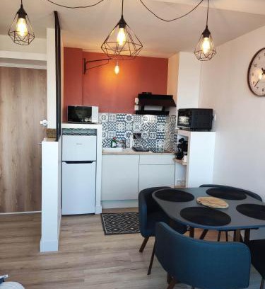 Balaruc-les-Bains Apartment | Les Lavandes, parfait pour le Thermalisme