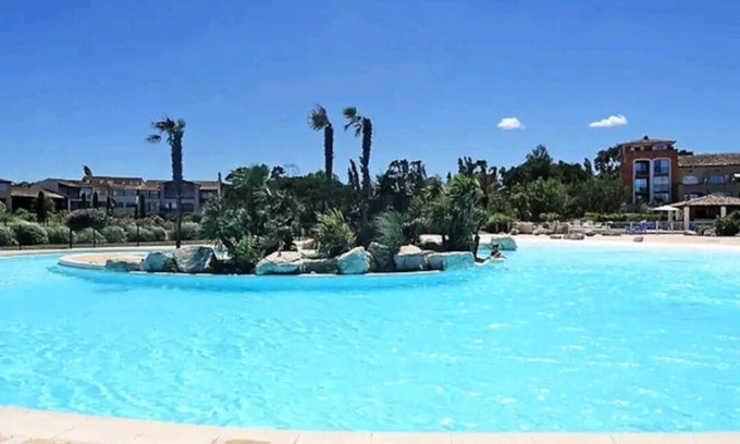 Gassin Apartment | Les Marines De Gassin, Plage à Pied et Piscine Lagon