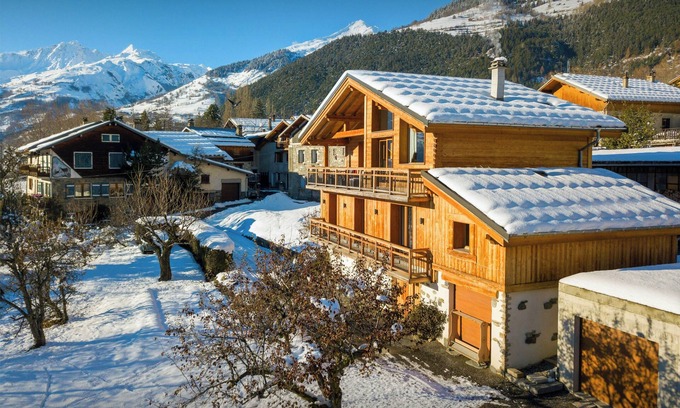 Seez Ski Chalet | Les moulins d'Angelina - luxury stay for 8 close to pistes - OVO Network