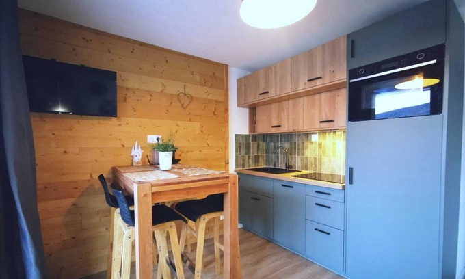 Les Orres Apartment | Les Orres 1800 Appart 2 p 30m2, 4 Couchages Piscine et spa Résidence 3 Étoiles