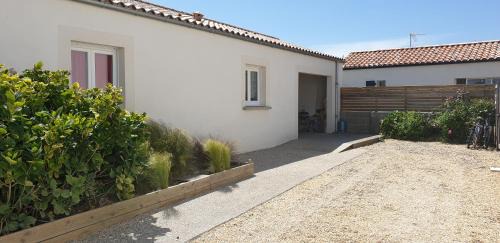 Jard-sur-Mer House | Les Petites Jardaises,6-8pers, tout à pied, plages, centre ville, port