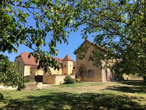 Montignac House | Les Pierres De Tiphaine
