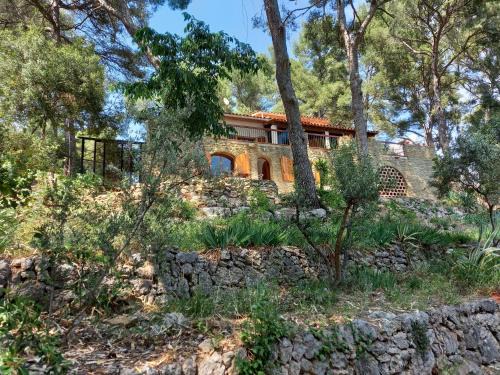 Le Castellet Apartment | LES PINS