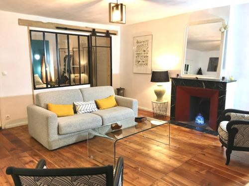 Barcelonnette Apartment | Les Remparts - Centre Ville - Charme & Vue Montagnes