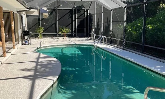 Vero Beach House | Less than 200 Steps to Vero Beach from your front door