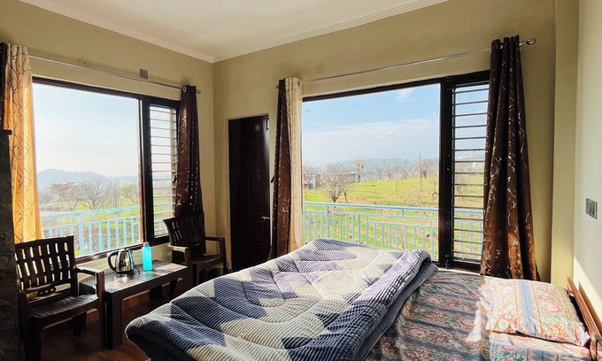 Suja Bed & Breakfast | Let's Take it Easy Bir
